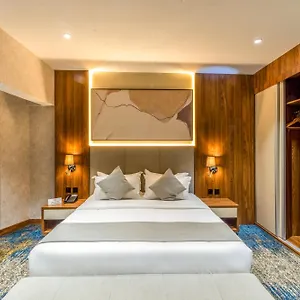Haven Plaza Olaya By Tijan Co Hotel