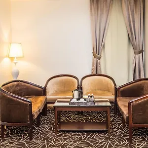 Rest Night Serviced Apartments- Alhamra Appartement